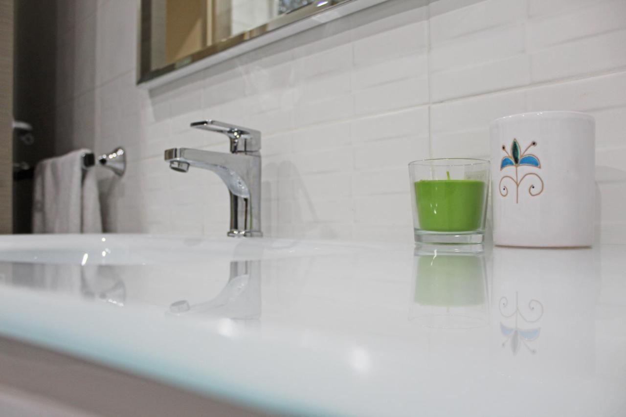 Flamingo Luxury Apartment Ajpsardinia 칼리아리 외부 사진